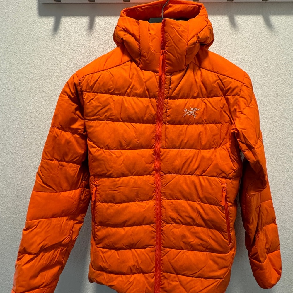 Arc’teryx Puffy / Size Small / Orange